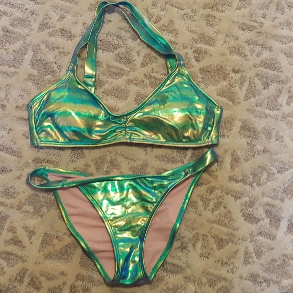 BIKINI